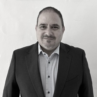 Luis F Malkun